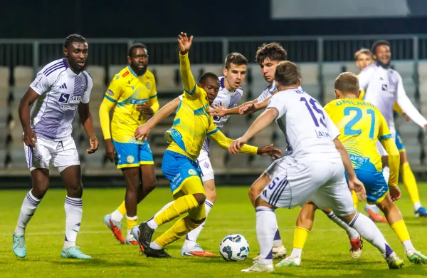 Jurhar je zaklenil koprska vrata