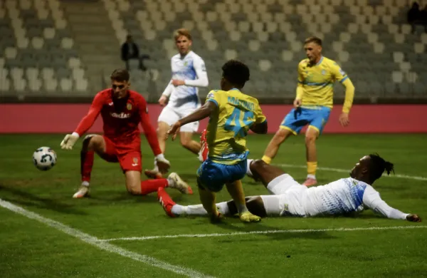 Kopru točke, na igri&scaron;ču pa se Domžalčani &scaron;e niso vdali (FOTO)