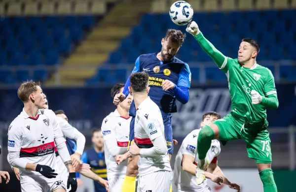 Celjani po zmagi nad Primorjem z debelo ozimnico (FOTO)