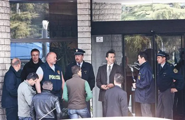 Sredi aprila lani so kriminalisti preiskovali prostore upravne stavbe Luke Koper, pred dnevi pa so tožilstvu zaradi domnevnih kaznivih dejanj bivših vodilnih poslali nove kazenske ovadbe