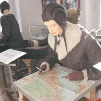 Iz strmoglavljenega letala so izdelovali lonce