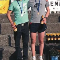 Med najmlajšimi moškimi je bil drugi Anže Petrič (levo), eden najboljših slovenskih balinarjev, tretji pa kolesar Anej Likar