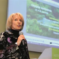 Mag. Tanja Cegnar o vplivu vremena na okolje in počutje ljudi opozarja na številnih predavanjih 