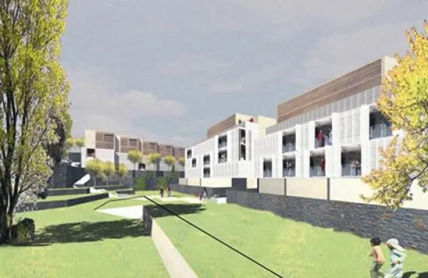 Poleg stanovanjske soseske Kampolin načrti predvidevajo še urejene parkovne površine, otroško igrišče, pešpoti in  podzemno garažo 