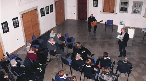 Znamenja s poti soške fronte