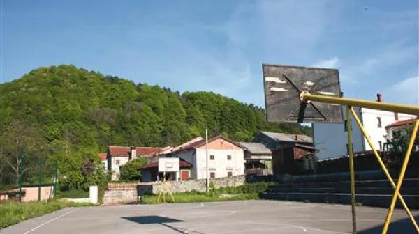 V Senožečah bodo dobili še eno igrišče, tokrat za otroke