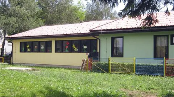 V vrtcu Postojna bo zaplet s Korčetovo zaradi ponarejenega dokumenta še precej trajal, razen, če ravnateljica odstopi