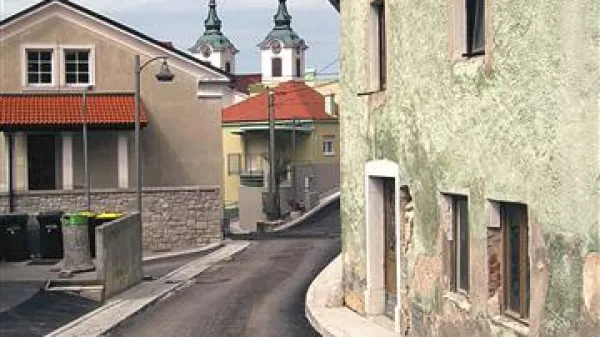 Skozi Majlont je v srednjem veku peljala cesta od Dunaja do Trsta. Po prenovi, med katero so skušali ohraniti čim več starih gradiv in načinov gradnje, bo nekaj starega duha ostalo.