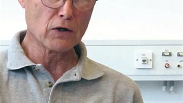 France Malešič, član uredniškega odbora knjige Reševanje v gorah