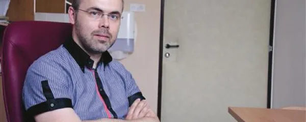 Dr. Borut Škodlar: “Resda so med različnimi narodnostmi ali skupinami ljudi različni načini izražanja čustev: bolj ko zmorejo izražati svoja čustva, tako pozitivna kot negativna, bolj kot so odprti v medsebojni komunikaciji, manj je zadržane in nakopičene agresije oziroma jeze v ljudeh.”