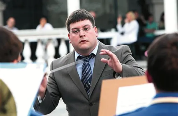 Nejc Sukljan: “Nekoč so na pihalne godbe res gledali nekoliko zviška, saj so  izšle iz vojaških vrst ter igrale predvsem in samo koračnice. V zadnjih dvajsetih letih pa se z različnimi koncerti, recimo novoletnim, dokazujemo, da pihalni orkester lahko igra marsikaj.”