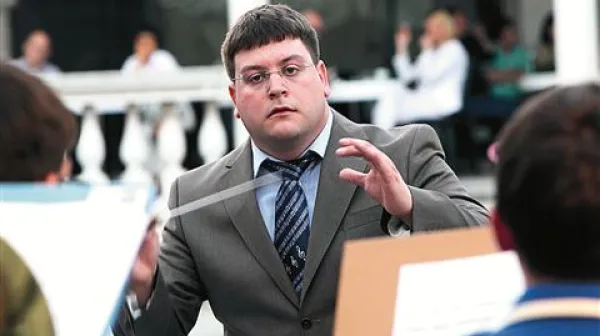 Nejc Sukljan: “Nekoč so na pihalne godbe res gledali nekoliko zviška, saj so  izšle iz vojaških vrst ter igrale predvsem in samo koračnice. V zadnjih dvajsetih letih pa se z različnimi koncerti, recimo novoletnim, dokazujemo, da pihalni orkester lahko igra marsikaj.” 