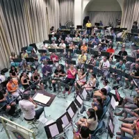 Pod vodstvom Jana Cobra te dni vadi 120 godbenikov iz vse Slovenije