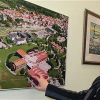 Helena Posega Dolenc poudarja, da pri študiju ni pomembna samo izobrazba, ampak tudi korekten odnos med zaposlenimi in študenti