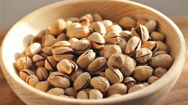 Pistacije lahko uživamo slane, pražene ali surove, vedno so dobre