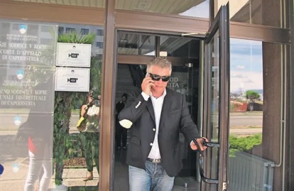 Tožilstvo Lorisu Požaru in soobtoženi očita zatajitev davčnih obveznosti