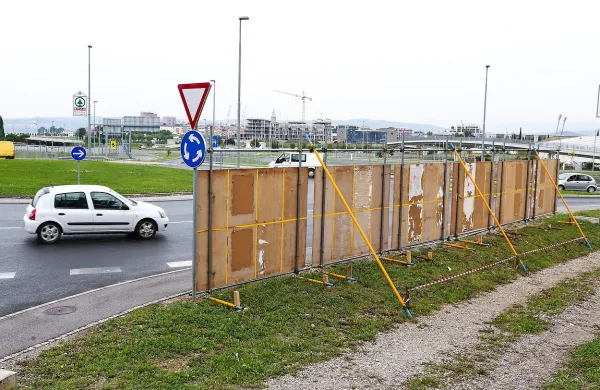 Vodilni po prvem krogu županskih volitev so v drugem večinoma ubranili prednost
