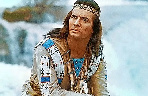 Francoski igralec Pierre Brice