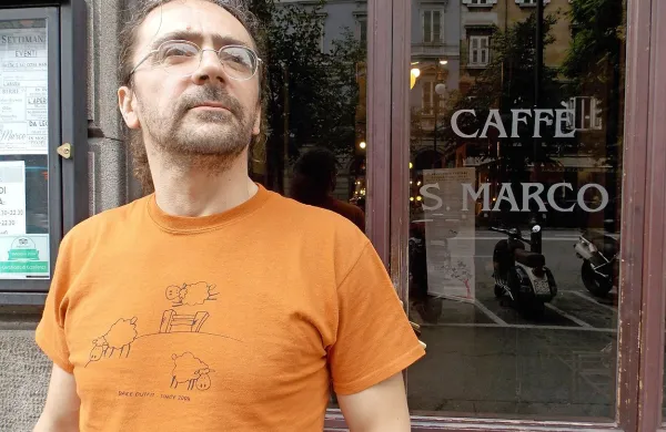 Zoltán Ágoston je eno najprepoznavnejših imen na madžarskem  kulturnem prizorišču. 
