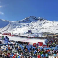 Tako kot že vrsto let, se   ta konec tedna v Söldnu z 
veleslaloma začenja nova sezona v smučarskem svetovnem 
pokalu.