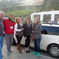 Taksist Edin Šabić je skupino turistov odpeljal na izlet. 