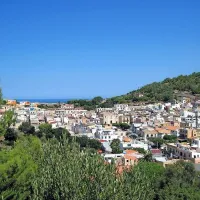 6. Ustica