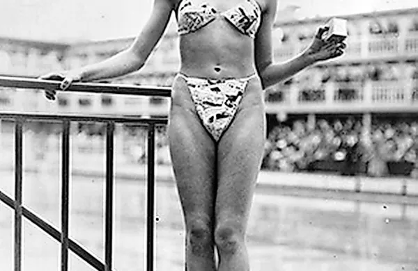 Micheline Bernardini je 5. julija 1946 na modni pisti prva 
predstavila kopalke bikini. 