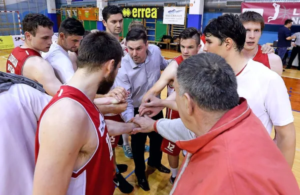 Za razliko od Portorožanov bodo sežanski košarkarji svojo 
tekmo odigrali sproščeno.