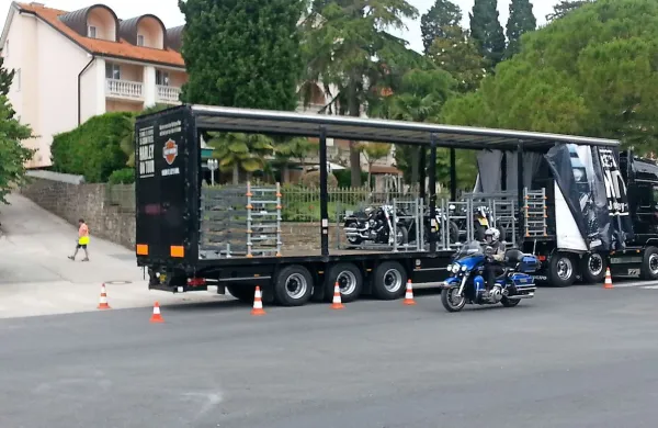 Nekateri lastniki Harley-Davidsonov so že prispeli v Portorož.