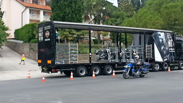 Nekateri lastniki Harley-Davidsonov so že prispeli v Portorož.