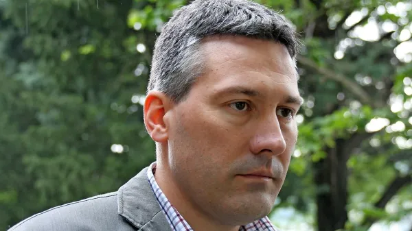 Andrej Furlan: “Firma je v stečaju dobro poslovala 
in na računu se je nabralo kar nekaj denarja. Kaj 
bo z njim, ko se vrnejo Ukrajinci? Dokazali so, da 
jim ni mar za vinogradništvo in za našo firmo.”