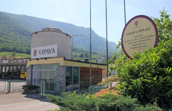 Ukrajinski  lastniki naj bi posle v Agroindu spet prevzeli 
prihodnji teden.