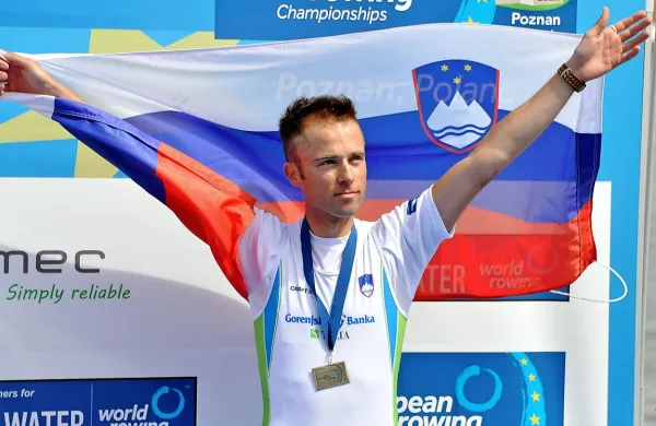 Rajko Hrvat na stopničkah lani na SP v Franciji.
