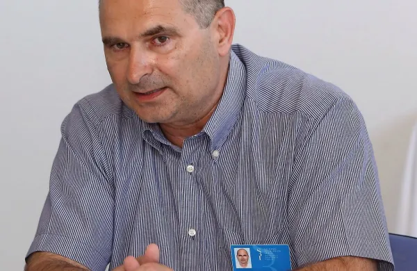 Radivoj Nardin: “S 
presojo moramo še 
počakati - da se 
čustva, bolečina, 
prizadetost ...  umirijo, 
saj ta predlog terja  
tehten premislek z 
mnogo plati.”