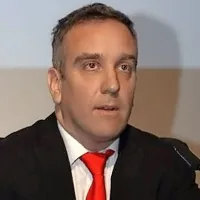 Jurij Avramovič 
Gregorič: “Če ima 
lahko SB Nova Gorica 
ime po zdravniku, ima 
lahko tudi naša ime 
po velikem zdravniku 
in človeku, ki se je njej 
predal in v njej 
žalostno izgubil lastno 
življenje.”
