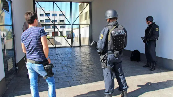 V torek so policisti in kriminalisti preiskali tudi stanovanje 
Ivice Guberca in njegove kletne prostore. 