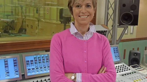 Loredana Gec:  “Toliko ponosa čutim v Istranih, 
toliko navezanosti na zemljo, na morje, oljke, 
mediteranski duh, izročilo. In, zanimivo, ne samo 
pri avtohtonih prebivalcih. Istra zleze pod kožo 
vsakomur, ki se tu udomači.”