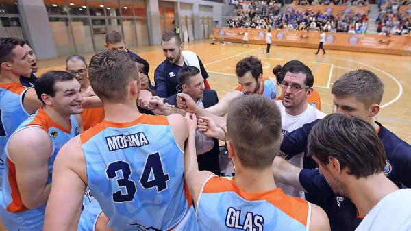 Za ekipo Sixt Primorska je drevišnji uspeh na Polzeli nujen, če 
želi ohraniti možnosti za visoko uvrstitev.