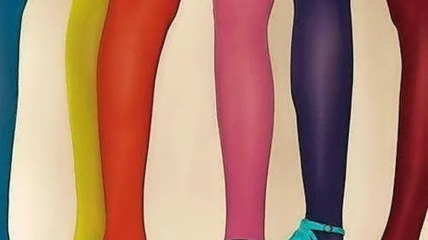 Kdo pravi, da morajo biti najlonke le v barvi kože?