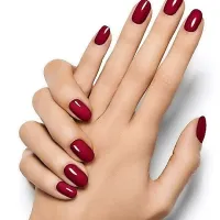 Z rdečo barvo nohtov ne morete zgrešiti.