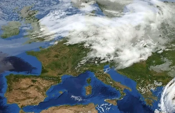 Anticiklon bo postopno nekoliko oslabel.

