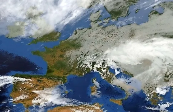 Večji del Evrope je zajel za ta čas mrzel severni zrak.