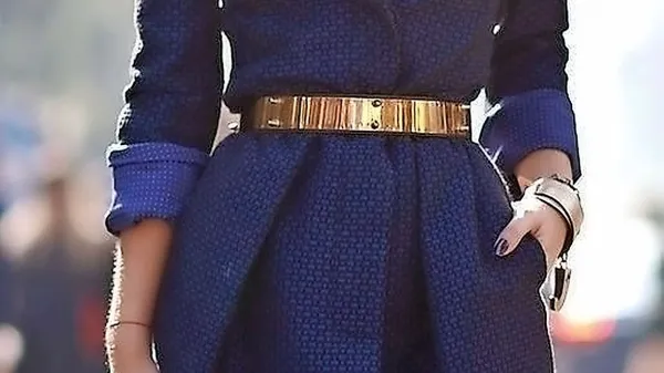 Pas je dodatek za slogovno piko na i