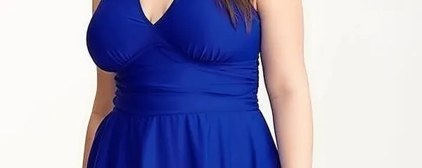 Za visoke in obilnejše 
naj bo nedrček na V izrez