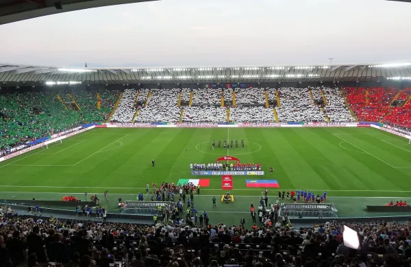 Najboljša italijanska reprezentanca je v nedeljo v Vidmu 
gostovala osmič.