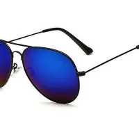 Dobra sončna očala varujejo oči.