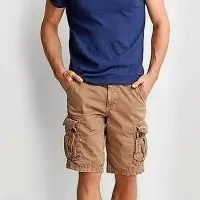 Kratke hlače v kombinaciji z majico  