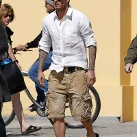 Moški radi zlezejo v udobne bermude s širokimi žepi.