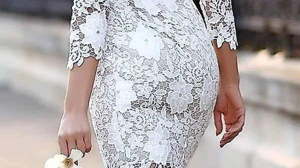 Obleka, ki se je ne bi branila niti nevesta.