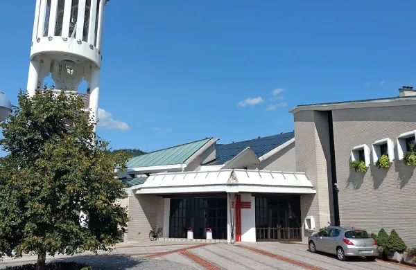 Cerkev Kristusa Odrešenika letos praznuje 35 let od izgradnje.   